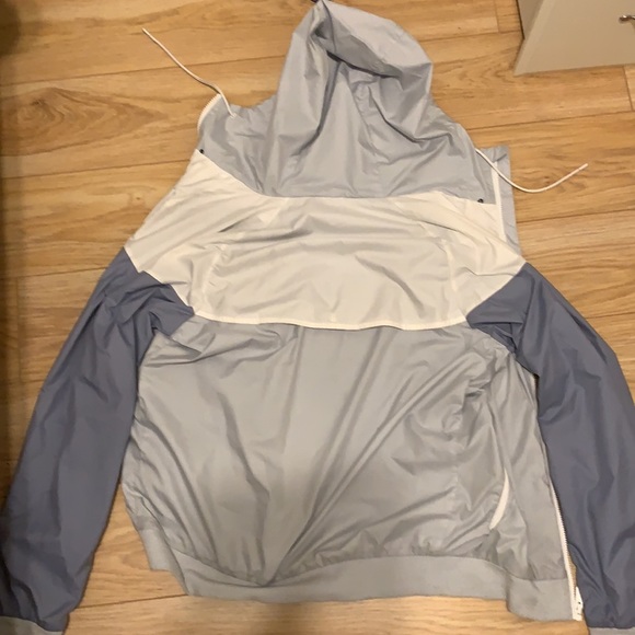 Nike windbreaker - Picture 4 of 4